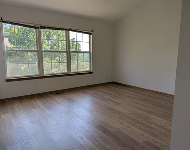2542 Golf Ridge Circle - Photo Thumbnail 13