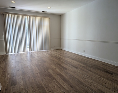 2542 Golf Ridge Circle - Photo Thumbnail 5