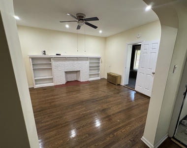 8129 S Evans Avenue - Photo Thumbnail 3