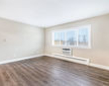 7005 W Gunnison Street - Photo Thumbnail 2