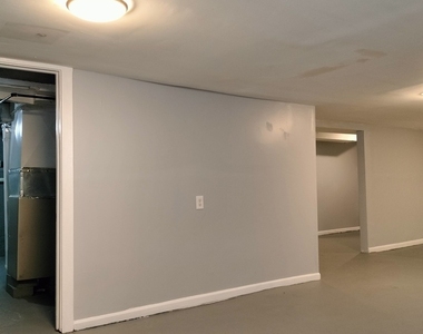 11218 S Parnell Avenue - Photo Thumbnail 23