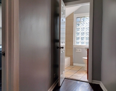 11218 S Parnell Avenue - Photo Thumbnail 39