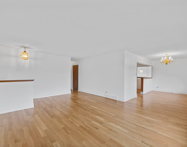 825 Ottawa Avenue - Photo Thumbnail 2