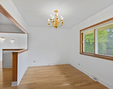 825 Ottawa Avenue - Photo Thumbnail 5