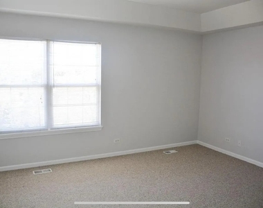 893 Enfield Drive - Photo Thumbnail 10