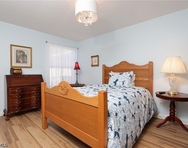28983 Vermillion Lane - Photo Thumbnail 15