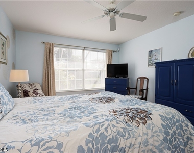 28983 Vermillion Lane - Photo Thumbnail 14