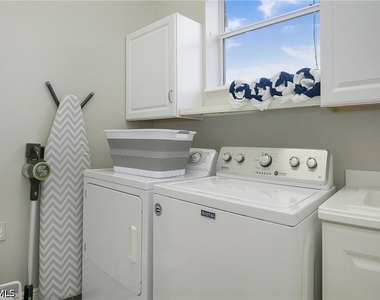3093 Aviamar Circle - Photo Thumbnail 28