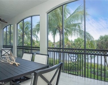 9239 Tesoro Lane - Photo Thumbnail 17