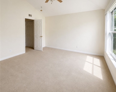 8381 Village Edge Circle - Photo Thumbnail 7