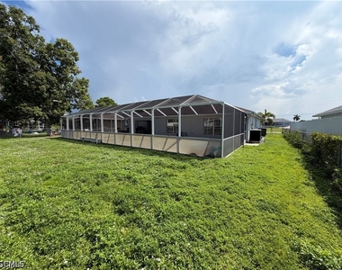 2126 Se 5th Court - Photo Thumbnail 21
