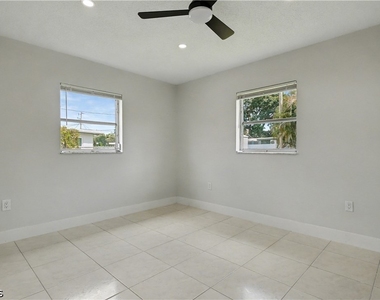 138 Brooks Road - Photo Thumbnail 11