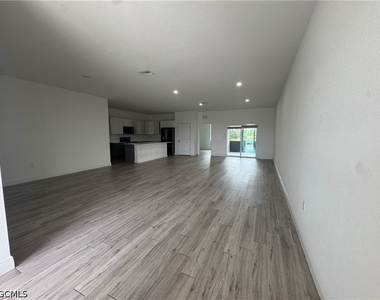 8007 Mill Court - Photo Thumbnail 2