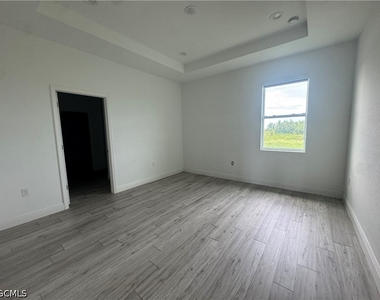 8007 Mill Court - Photo Thumbnail 5