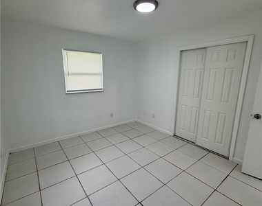 5549 7th Avenue - Photo Thumbnail 4