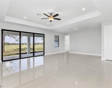 2708 Diplomat Parkway W - Photo Thumbnail 4