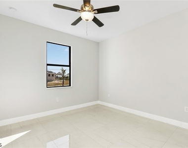 2708 Diplomat Parkway W - Photo Thumbnail 17