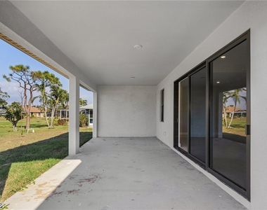 2708 Diplomat Parkway W - Photo Thumbnail 19