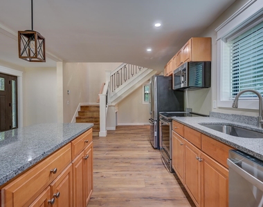 247 Odell Hill - Photo Thumbnail 8