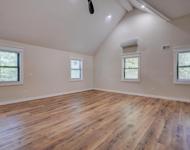 247 Odell Hill - Photo Thumbnail 18