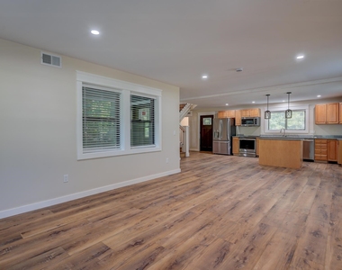 247 Odell Hill - Photo Thumbnail 11