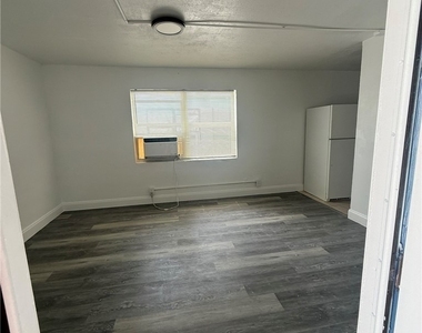 3049 2nd Street - Photo Thumbnail 8