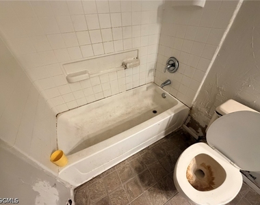 2670 Broadway - Photo Thumbnail 8
