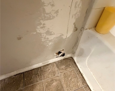 2670 Broadway - Photo Thumbnail 7