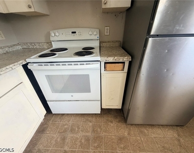 2670 Broadway - Photo Thumbnail 3