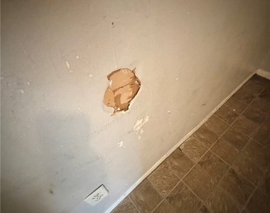 2670 Broadway - Photo Thumbnail 12