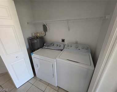 1248 Columbus Boulevard - Photo Thumbnail 15