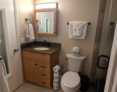 7410 Lake Breeze Drive - Photo Thumbnail 24