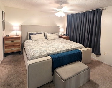 7410 Lake Breeze Drive - Photo Thumbnail 19