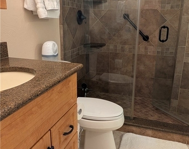 7410 Lake Breeze Drive - Photo Thumbnail 23