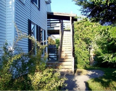 77 Liberty - Photo Thumbnail 4