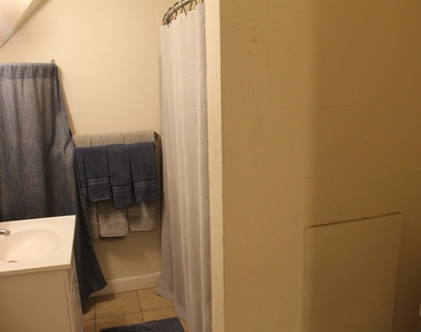 77 Liberty - Photo Thumbnail 18