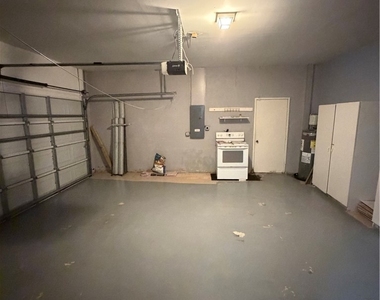 721 Milwaukee Boulevard - Photo Thumbnail 15