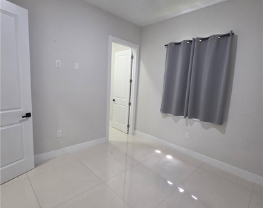 432 Raymer Street - Photo Thumbnail 25