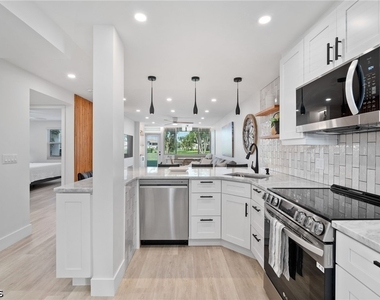 1624 Pine Valley Drive - Photo Thumbnail 5