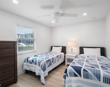 1624 Pine Valley Drive - Photo Thumbnail 15