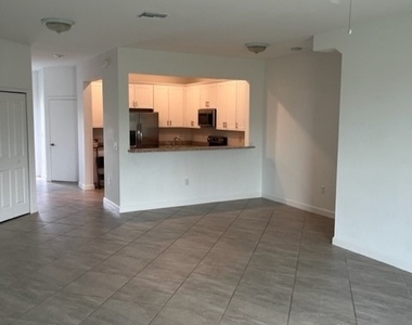 14255 Pine Lodge Lane - Photo Thumbnail 2