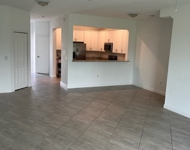 14255 Pine Lodge Lane - Photo Thumbnail 5