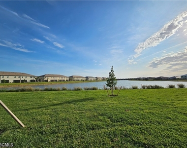 14143 Gardeners Way - Photo Thumbnail 16