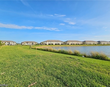 14143 Gardeners Way - Photo Thumbnail 5