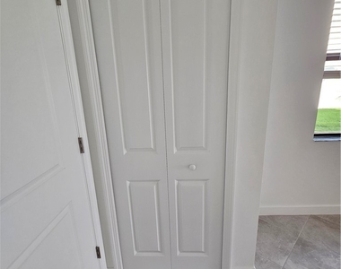14143 Gardeners Way - Photo Thumbnail 12