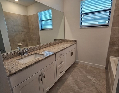 14143 Gardeners Way - Photo Thumbnail 31