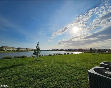 14143 Gardeners Way - Photo Thumbnail 17