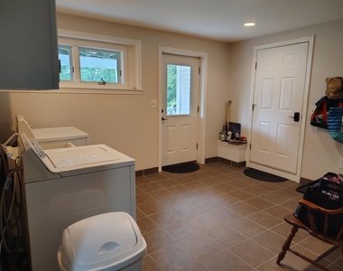145 Wicom - Photo Thumbnail 23
