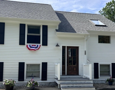 145 Wicom - Photo Thumbnail 1