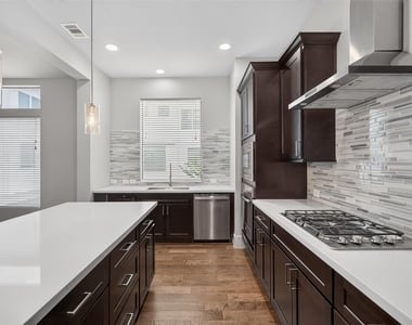 5622 Kiam Street - Photo Thumbnail 5